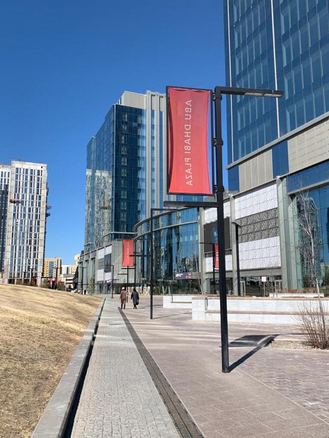 Квартира с видом на Abu Dhabi Plaza Астана Экстерьер фото
