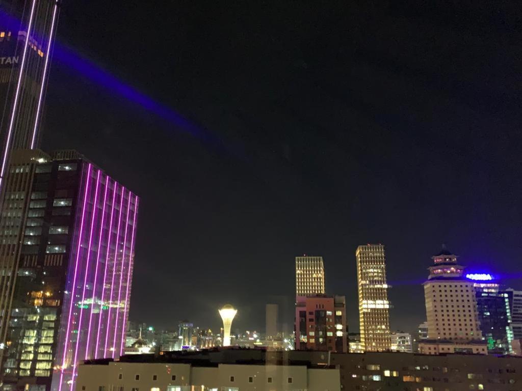 Квартира с видом на Abu Dhabi Plaza Астана Экстерьер фото